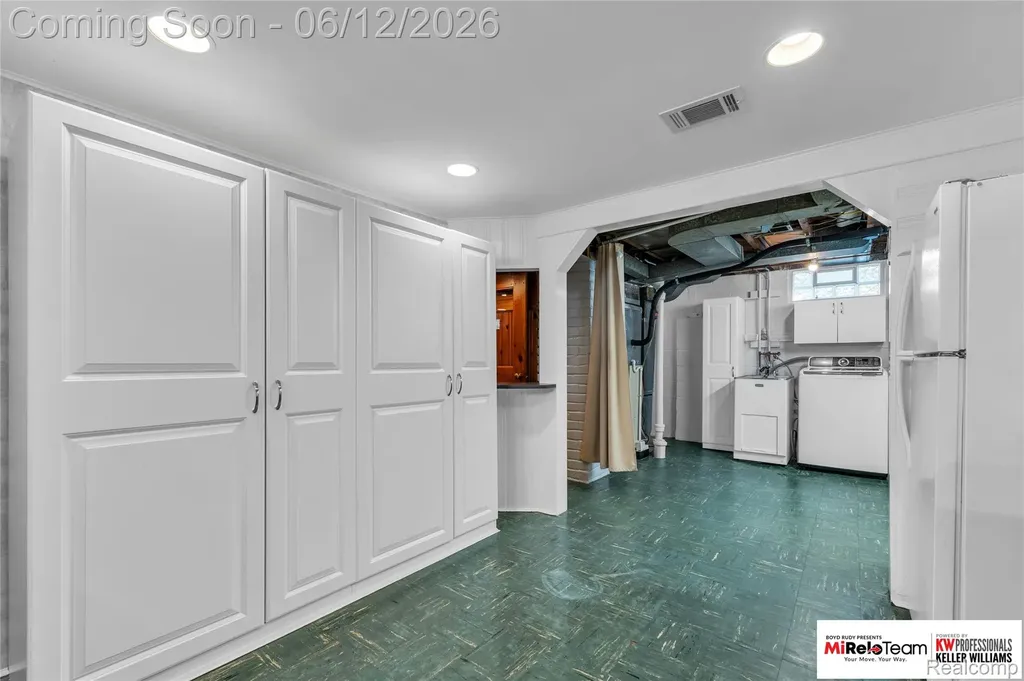 19525 Dalby Redford Charter Township MI 48240