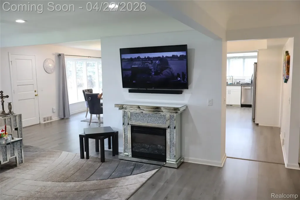 11114 Greendale Drive Sterling Heights City MI 48312