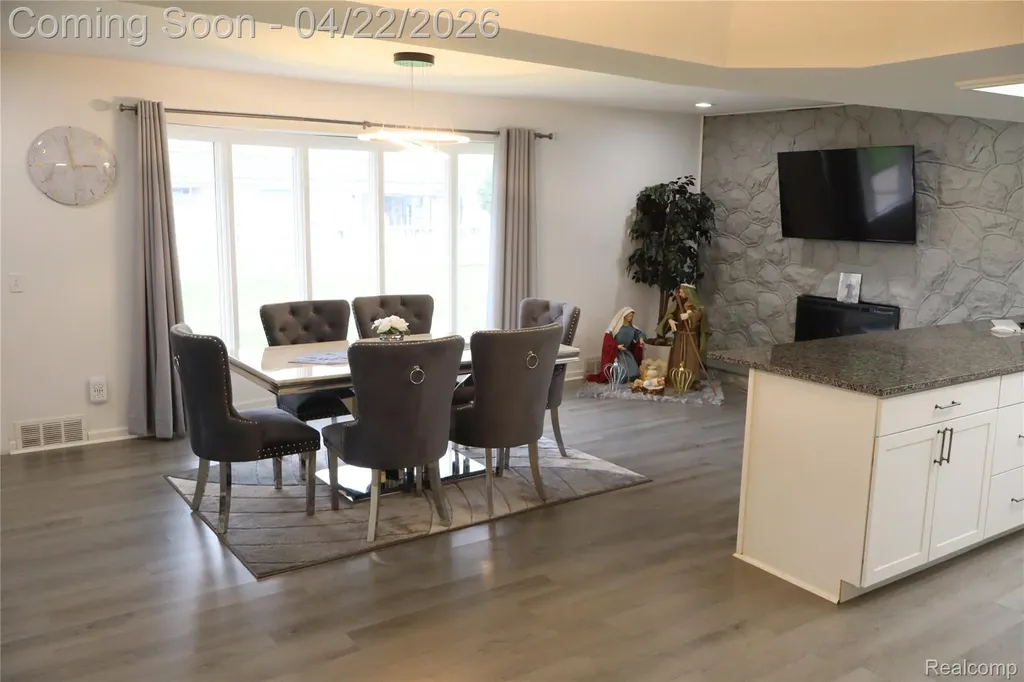 11114 Greendale Drive Sterling Heights City MI 48312