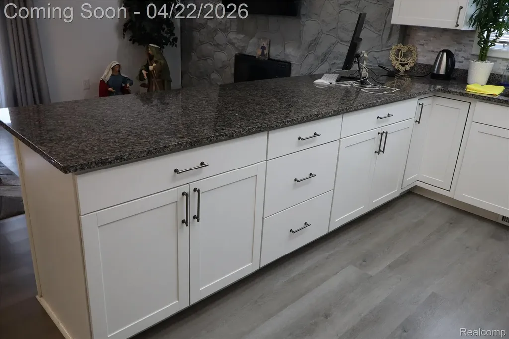 11114 Greendale Drive Sterling Heights City MI 48312