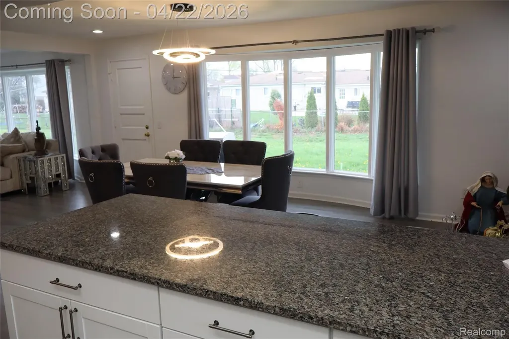 11114 Greendale Drive Sterling Heights City MI 48312