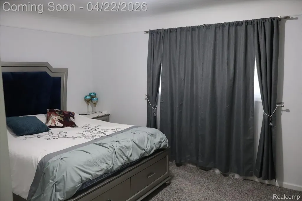 11114 Greendale Drive Sterling Heights City MI 48312