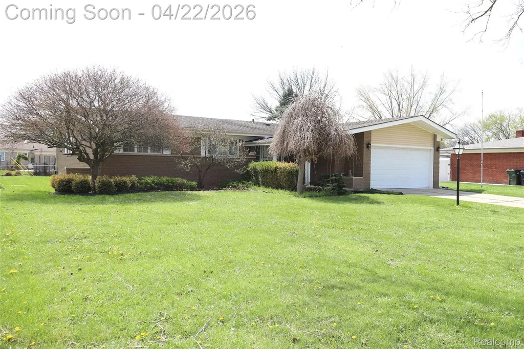 11114 Greendale Drive Sterling Heights City MI 48312