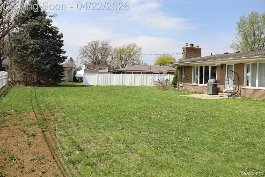 11114 Greendale Drive Sterling Heights City MI 48312