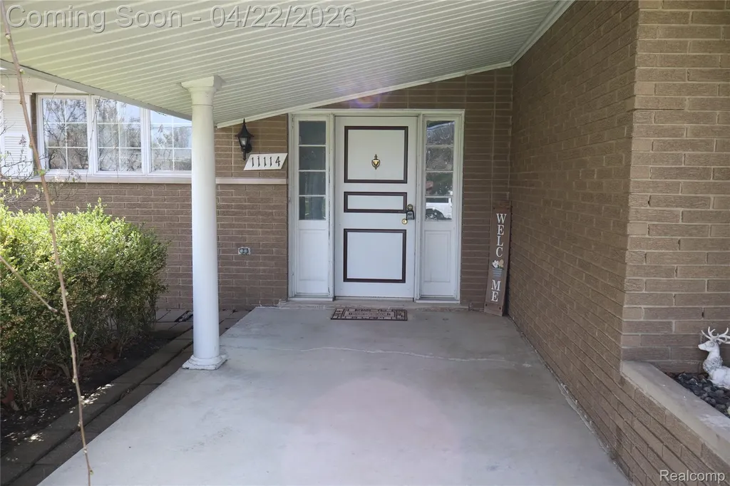 11114 Greendale Drive Sterling Heights City MI 48312