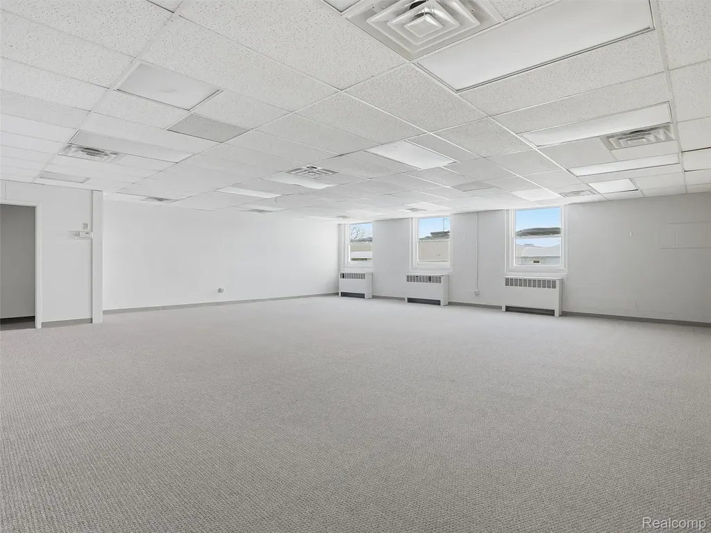 5640 Williams Lake Road Waterford Charter Township MI 48329