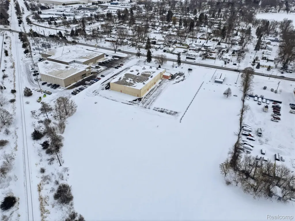 5640 Williams Lake Road Waterford Charter Township MI 48329