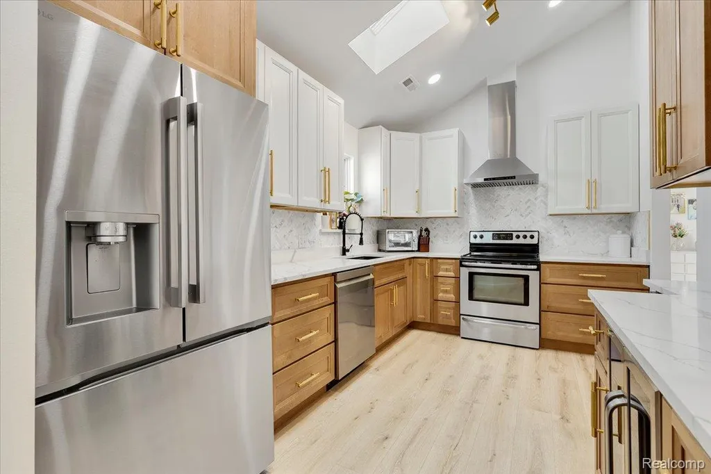 45761 Gable Drive Macomb Township MI 48044