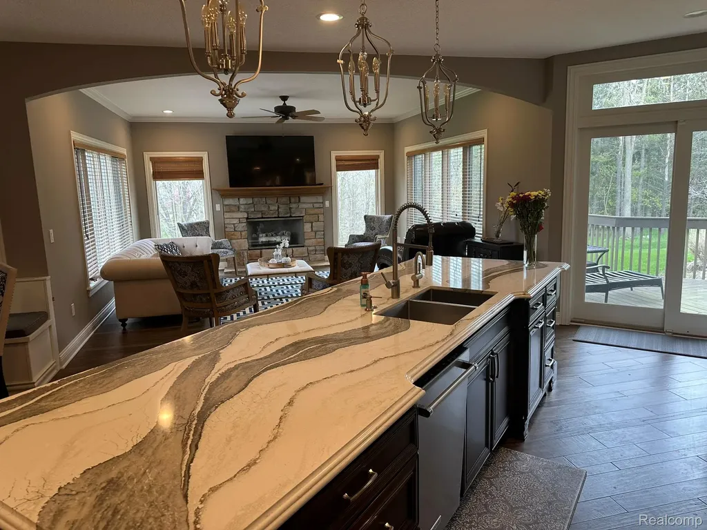 6223 Canter Creek Trail Grand Blanc Charter Township MI 48439