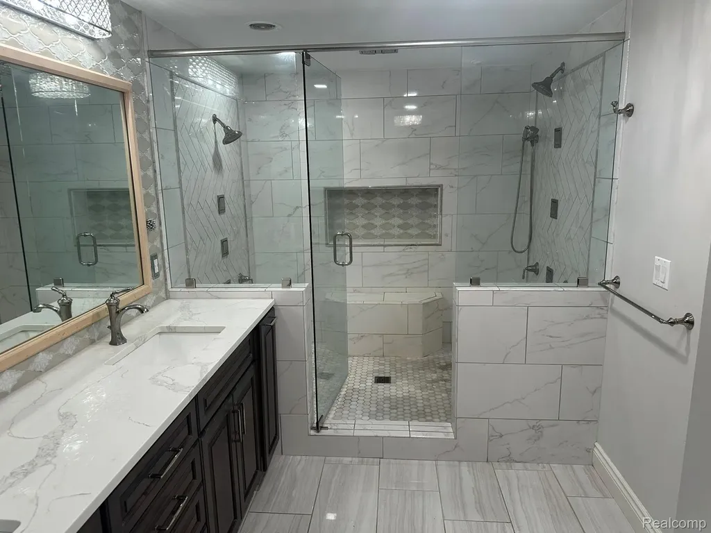 6223 Canter Creek Trail Grand Blanc Charter Township MI 48439