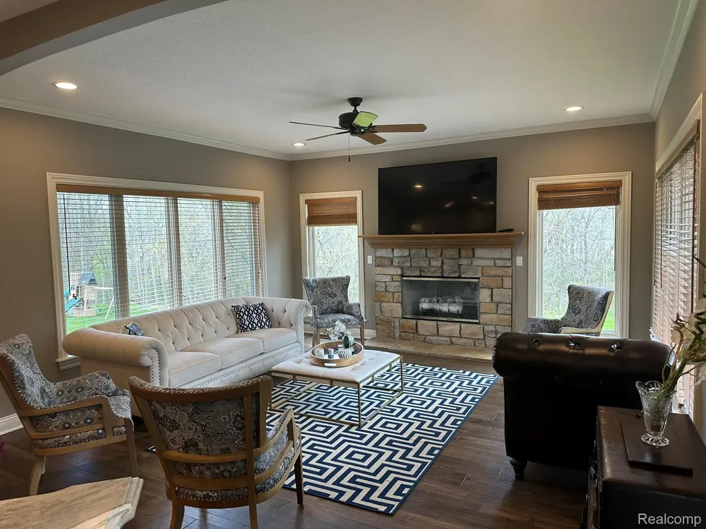 6223 Canter Creek Trail Grand Blanc Charter Township MI 48439