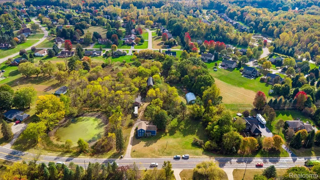 13278 9 Mile Road Green Oak Township MI 48178