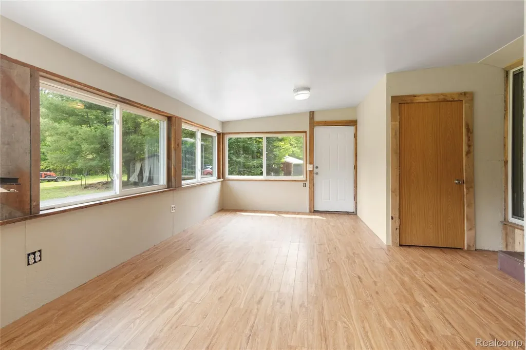 5960 N Trail SE Orange Township MI 49646