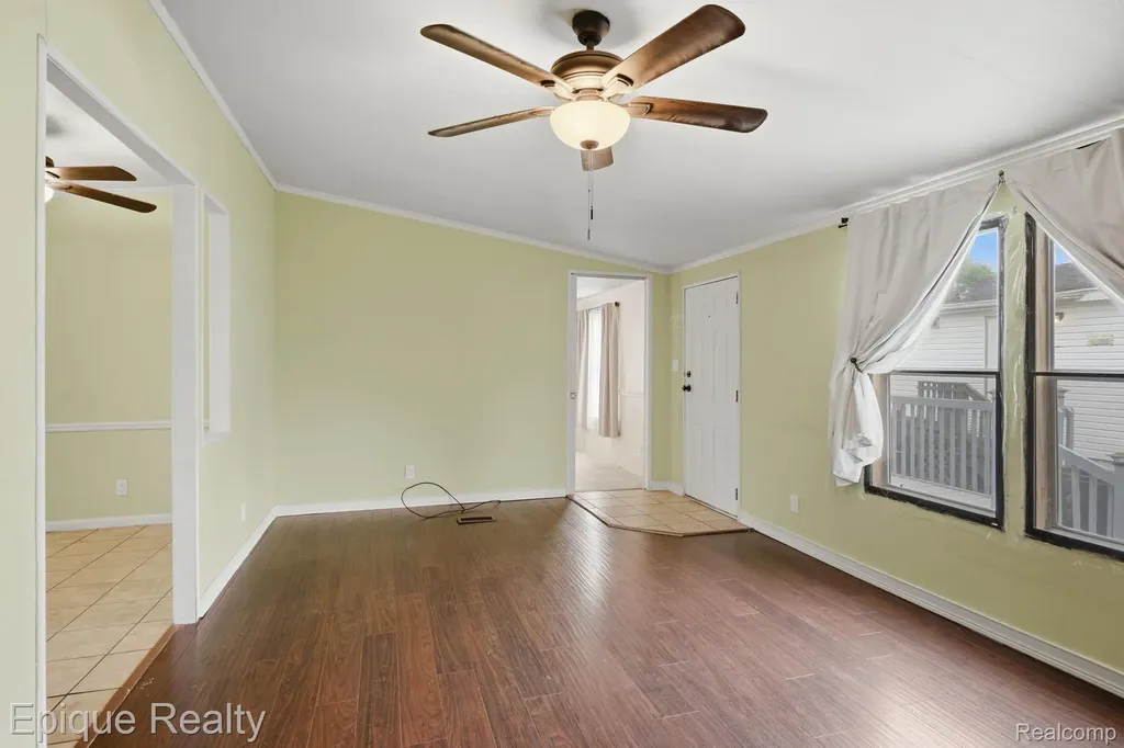 135 Hunters Rill Drive Lapeer City MI 48446