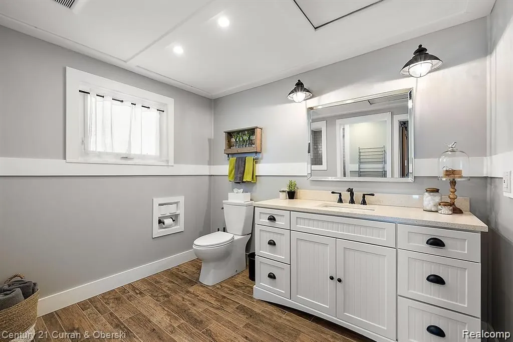 222 Ackerson Lake Drive Jackson City MI 49201