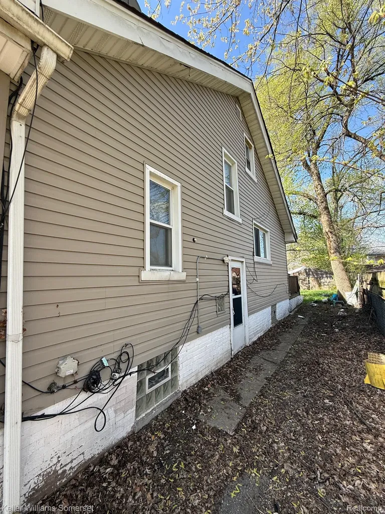 14045 Sussex Street Detroit City MI 48227