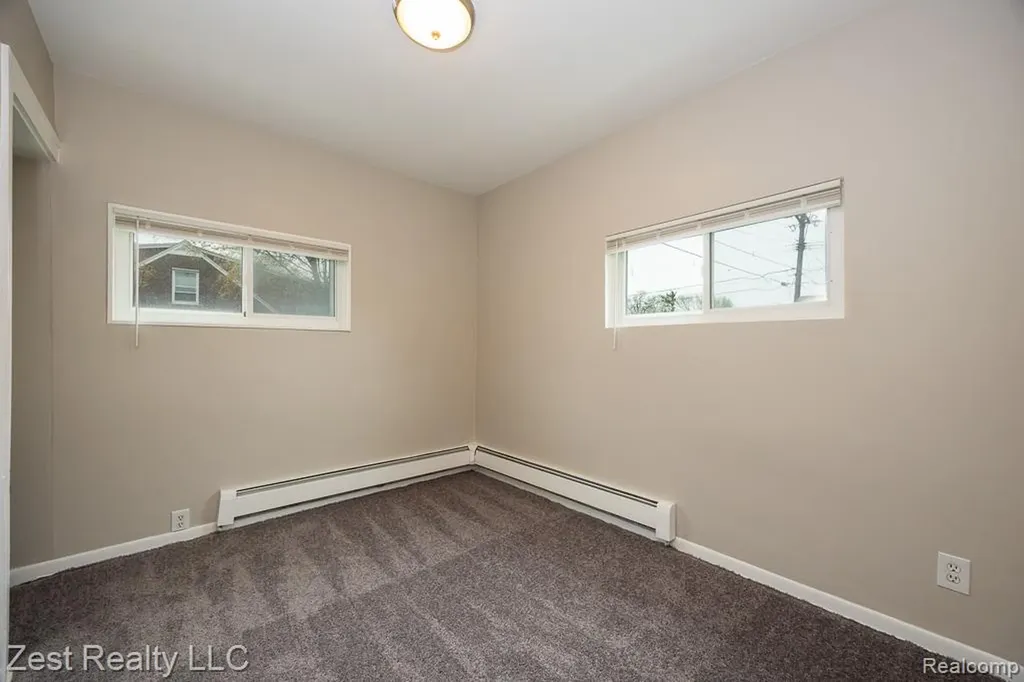 1353 Pagel Avenue Lincoln Park City MI 48146