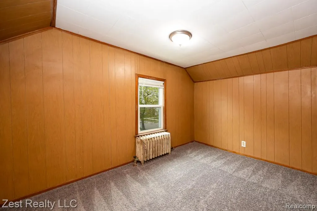 1353 Pagel Avenue Lincoln Park City MI 48146