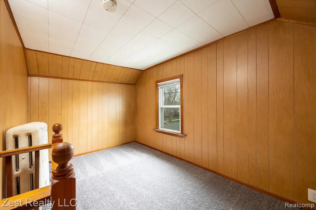 1353 Pagel Avenue Lincoln Park City MI 48146