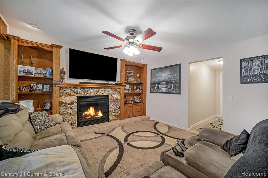 504 Olcott Lake Drive Napoleon Township MI 49201