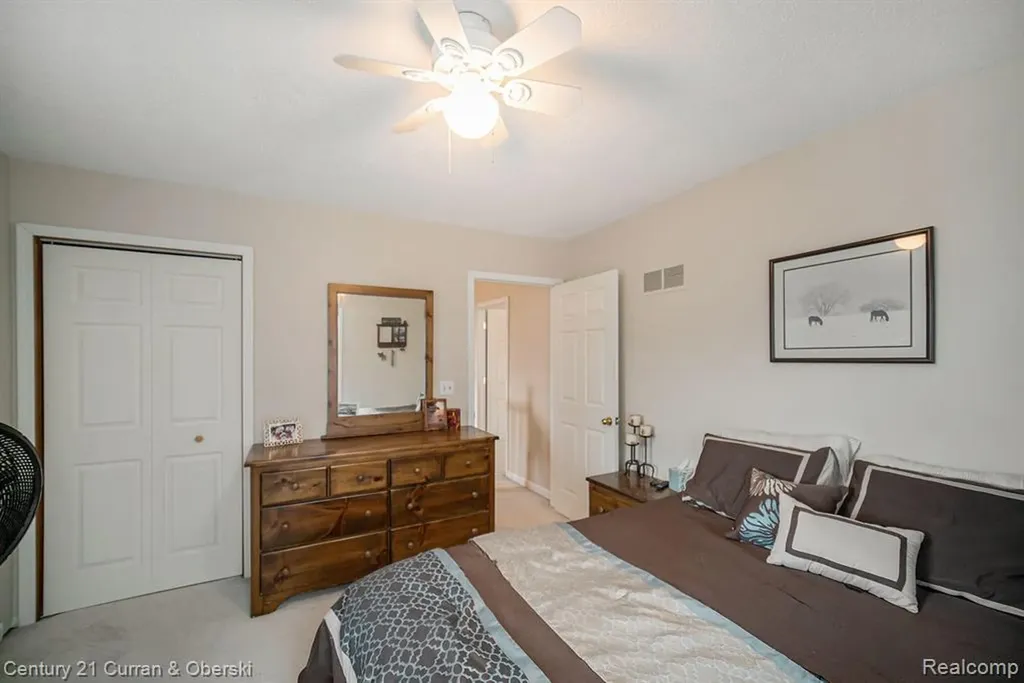 504 Olcott Lake Drive Napoleon Township MI 49201