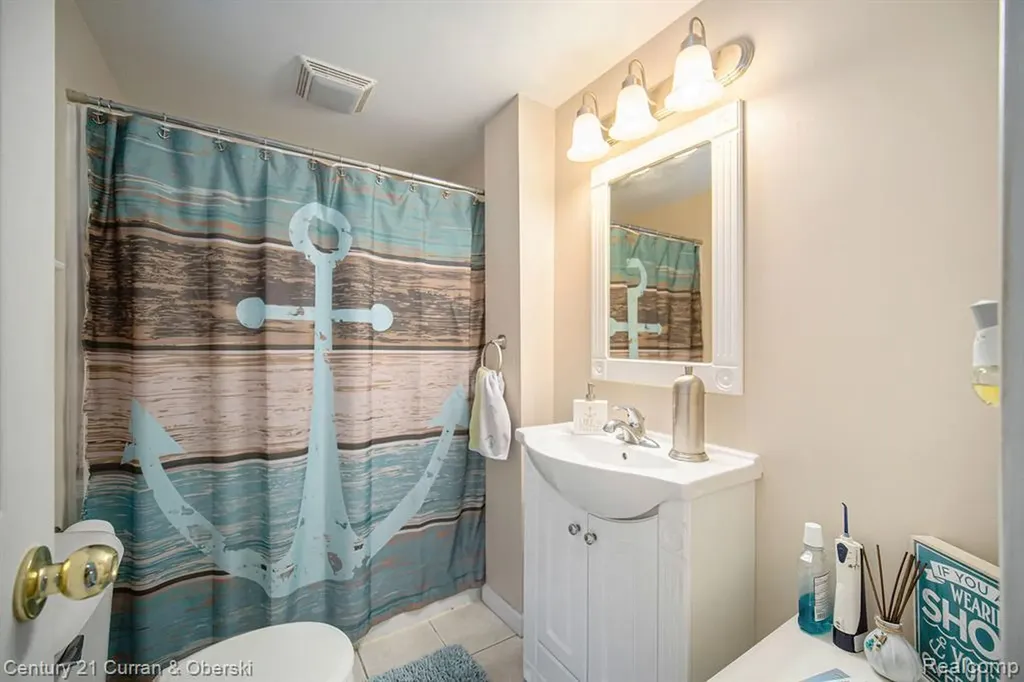 504 Olcott Lake Drive Napoleon Township MI 49201