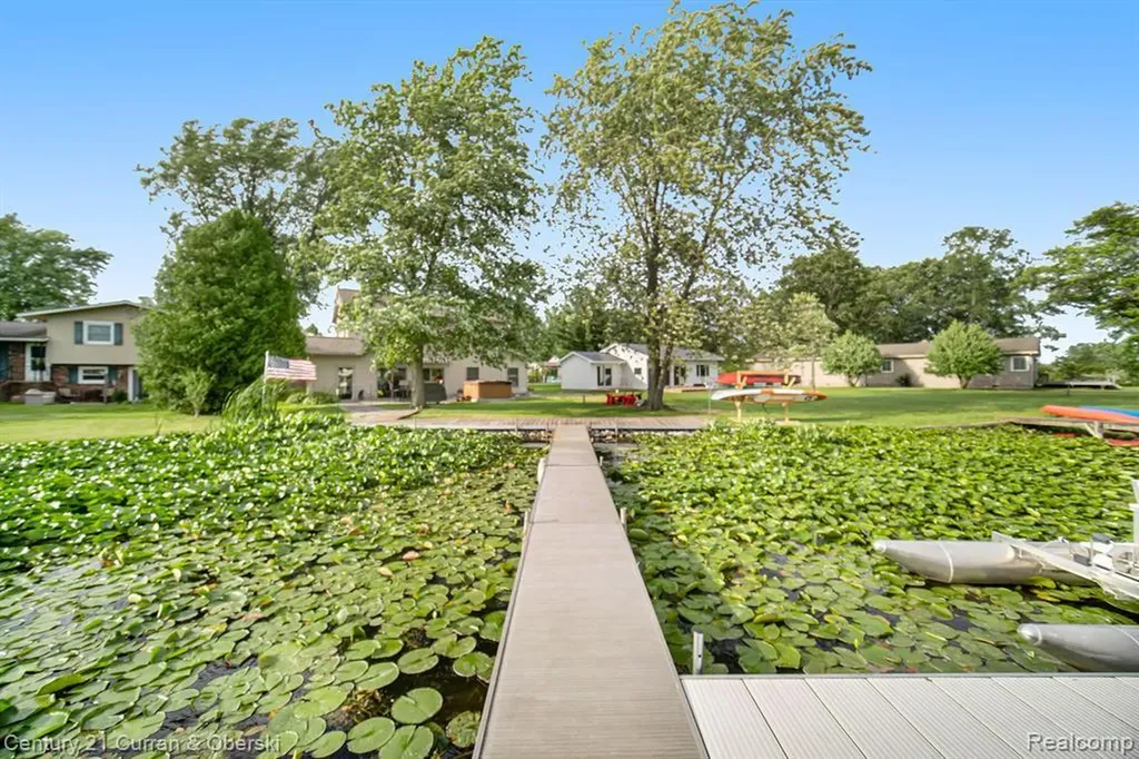 504 Olcott Lake Drive Napoleon Township MI 49201