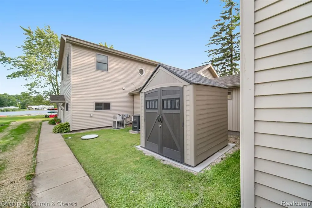 504 Olcott Lake Drive Napoleon Township MI 49201