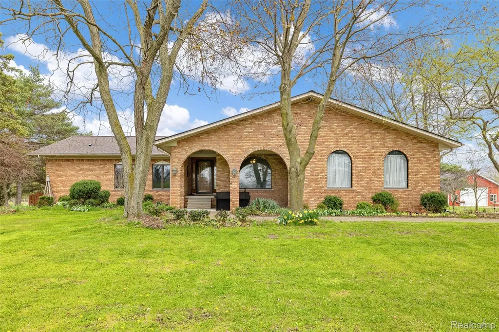 4425 Bethuy Road Casco Township MI 48064