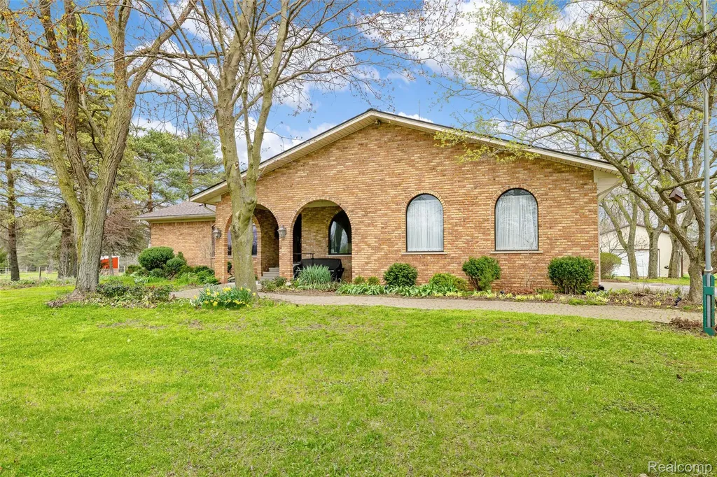 4425 Bethuy Road Casco Township MI 48064