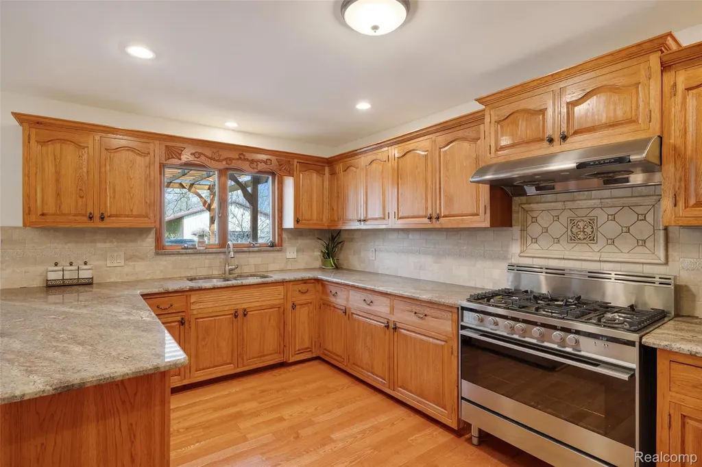 4425 Bethuy Road Casco Township MI 48064