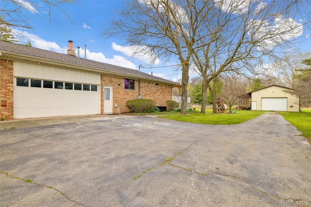 4425 Bethuy Road Casco Township MI 48064