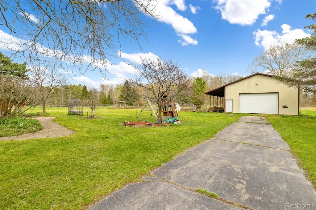 4425 Bethuy Road Casco Township MI 48064