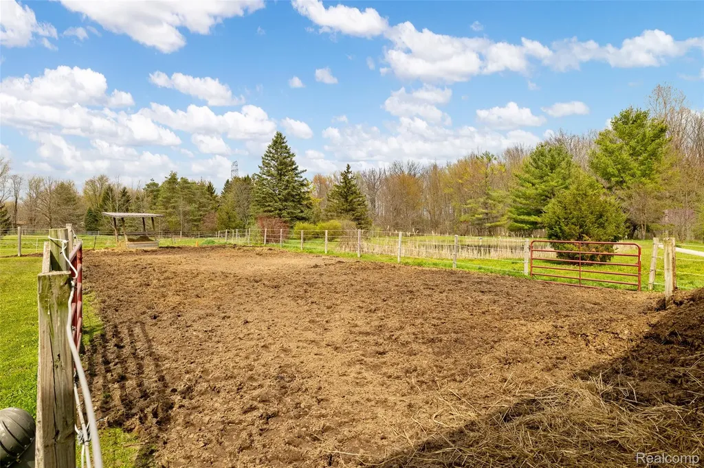 4425 Bethuy Road Casco Township MI 48064