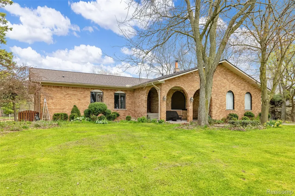 4425 Bethuy Road Casco Township MI 48064