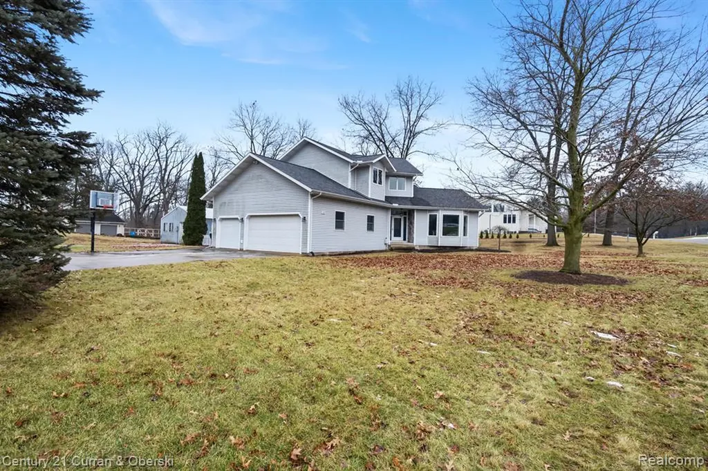 7151 Bayview Road Napoleon Township MI 49201