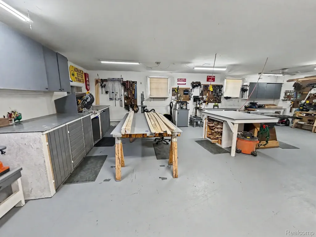 202 E 9th Street Mentor Township MI 48647