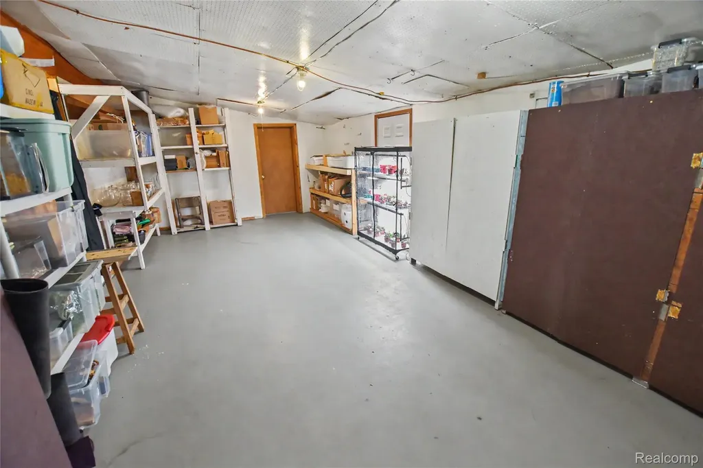 202 E 9th Street Mentor Township MI 48647