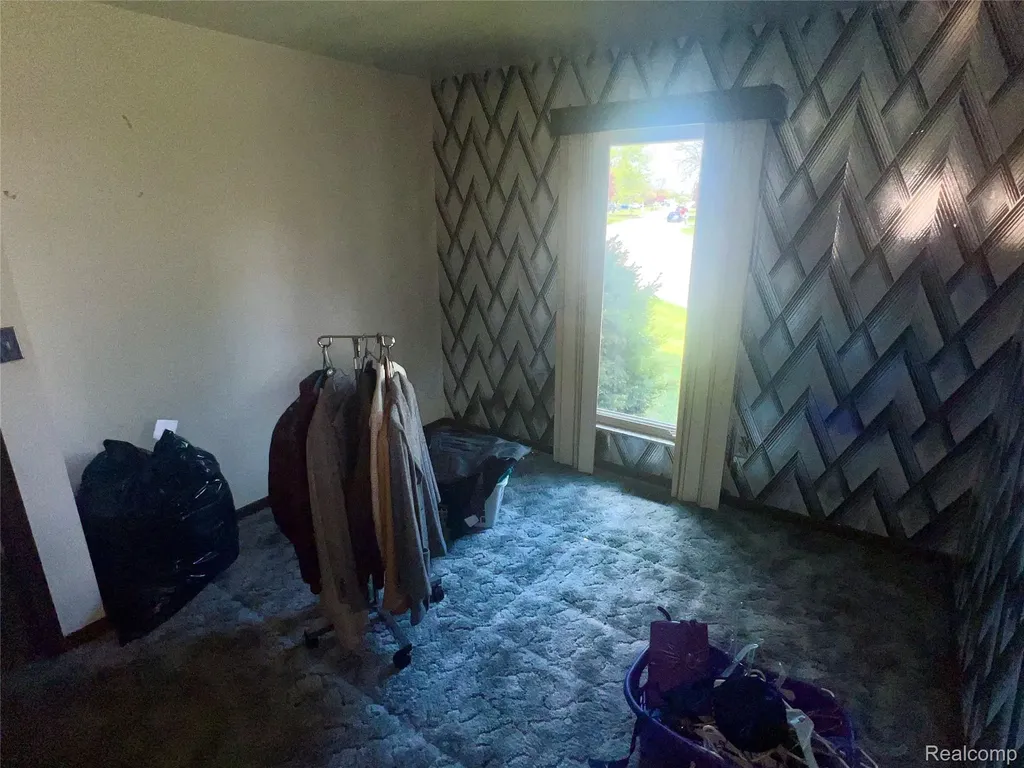 37115 Pocahontas Drive Clinton Charter Township MI 48036