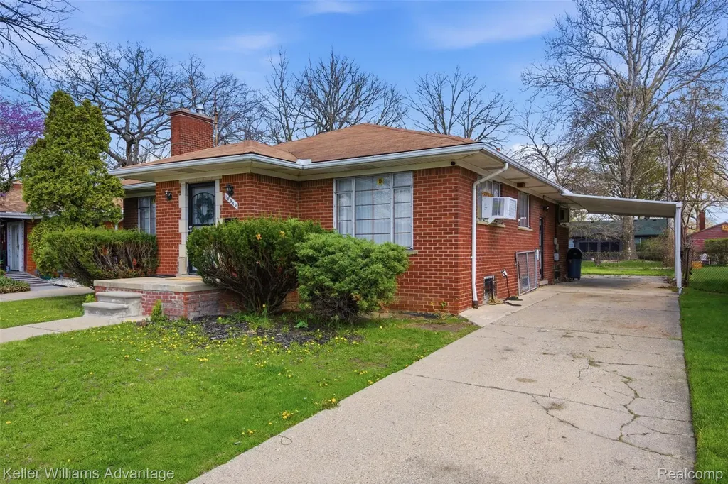 19946 Robson Street Detroit City MI 48235