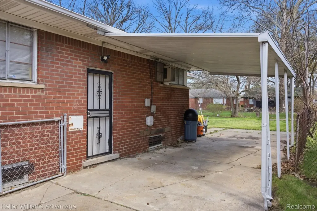 19946 Robson Street Detroit City MI 48235