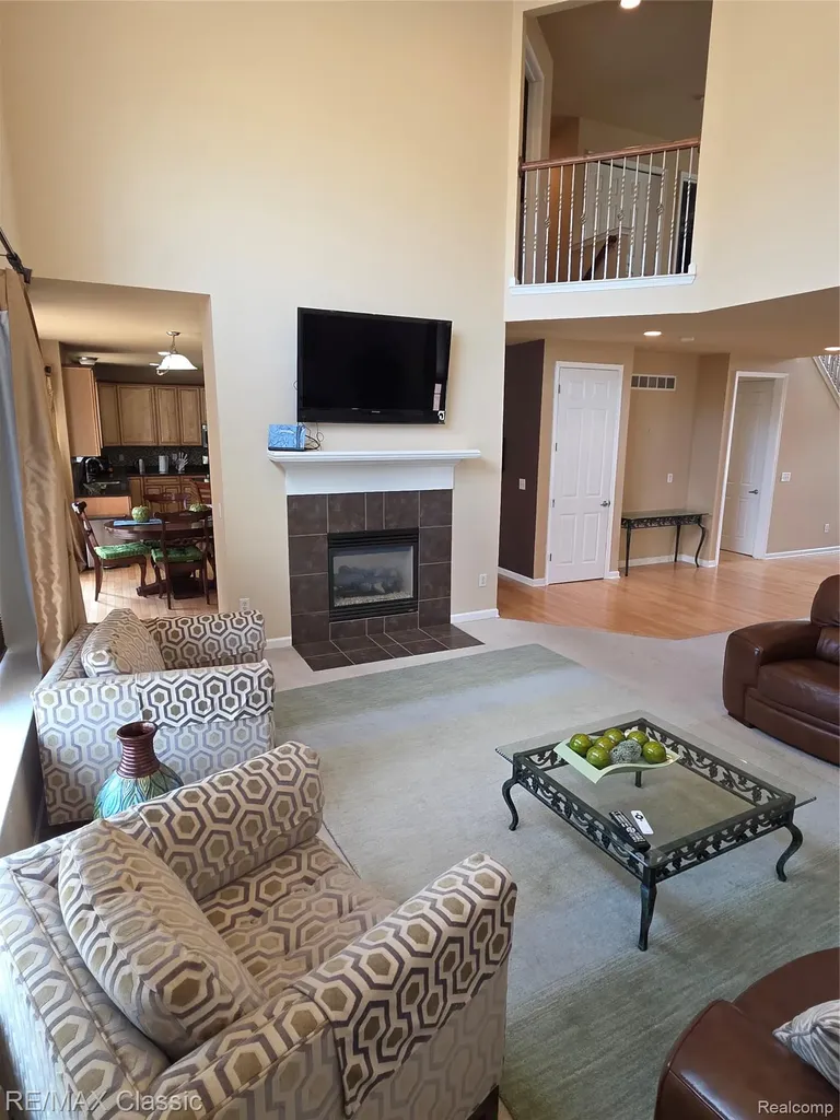 14215 Red Oak Drive Van Buren Charter Township MI 48111