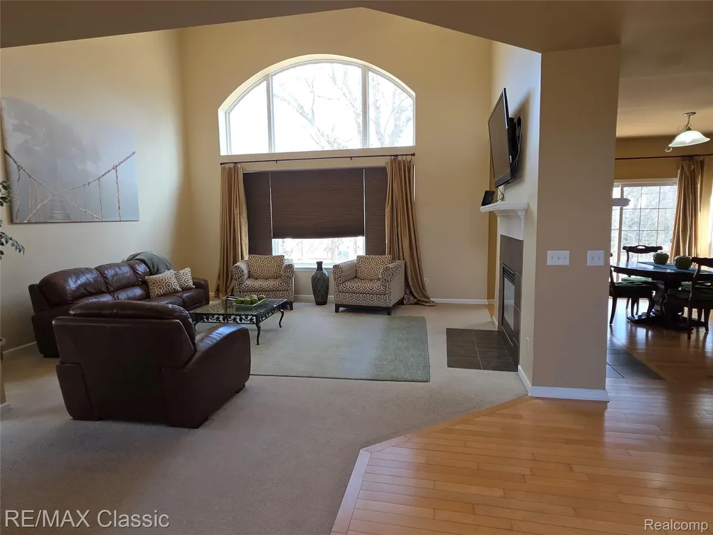 14215 Red Oak Drive Van Buren Charter Township MI 48111