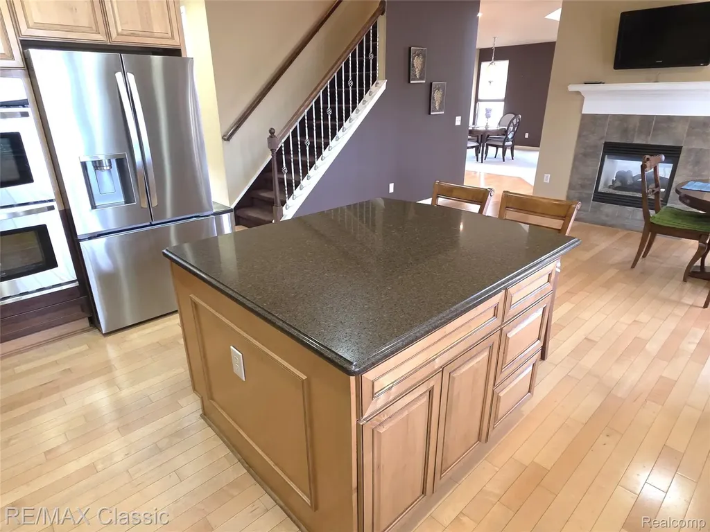 14215 Red Oak Drive Van Buren Charter Township MI 48111