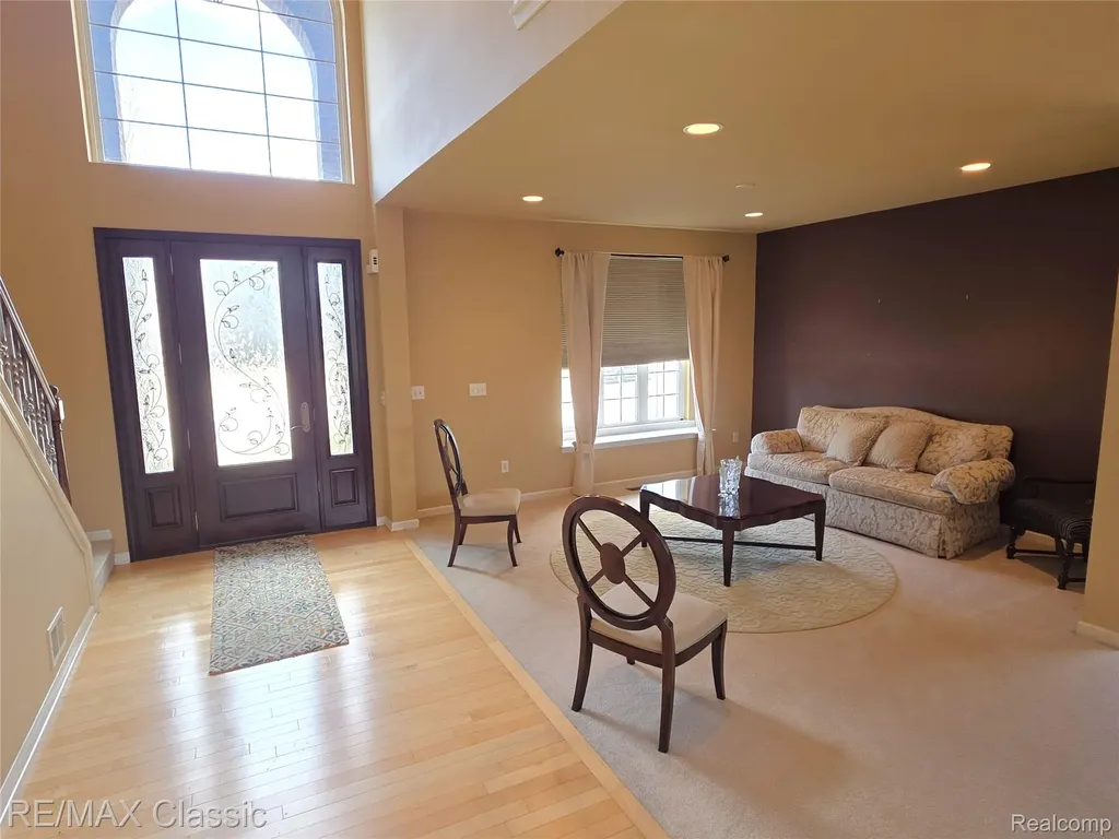 14215 Red Oak Drive Van Buren Charter Township MI 48111