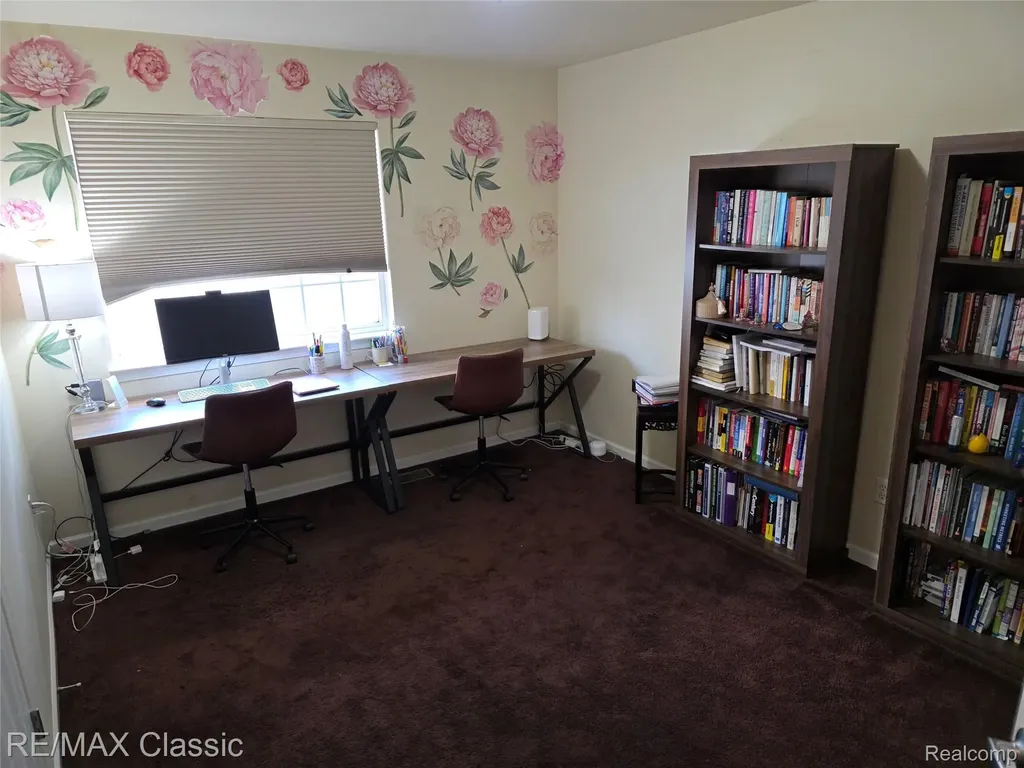14215 Red Oak Drive Van Buren Charter Township MI 48111