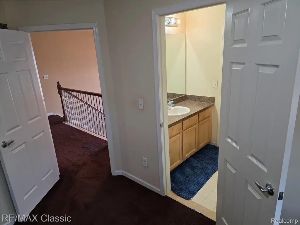 14215 Red Oak Drive Van Buren Charter Township MI 48111