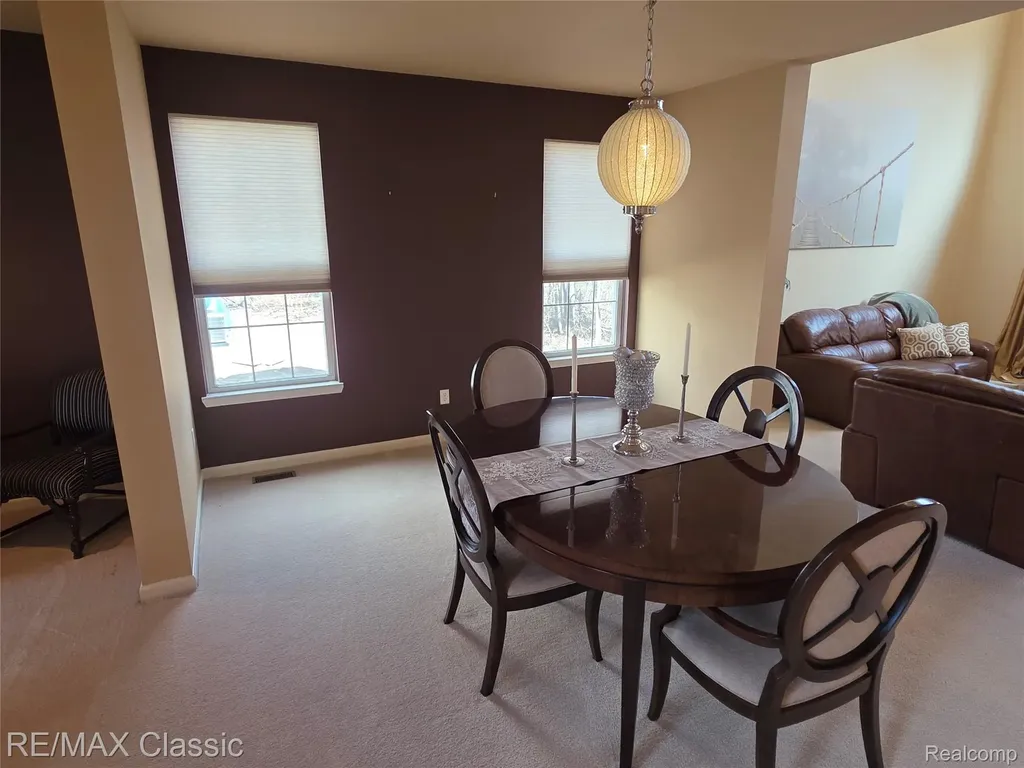 14215 Red Oak Drive Van Buren Charter Township MI 48111