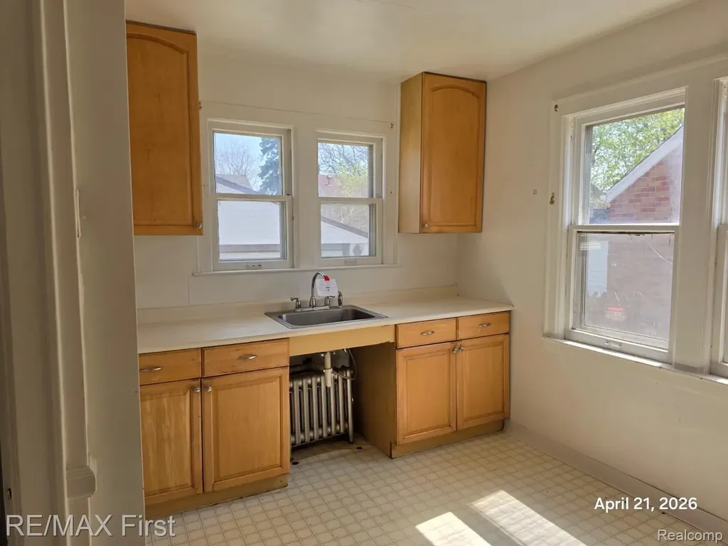 5270 Lodewyck Street Detroit City MI 48224