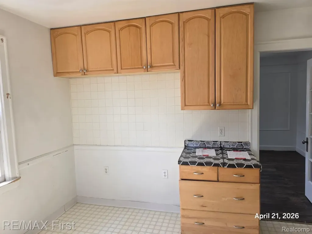 5270 Lodewyck Street Detroit City MI 48224